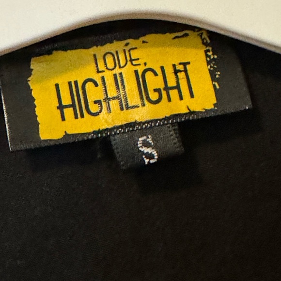 Black crop button up - Picture 3 of 4